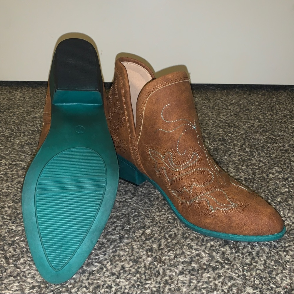 Booties - Picture 3 of 3
